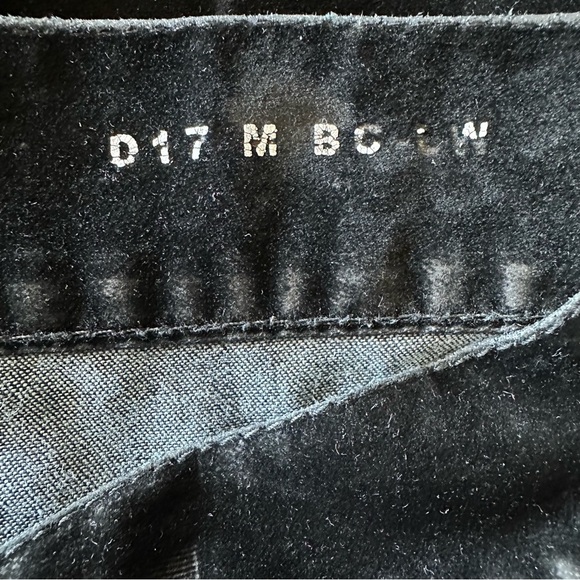 YVES SAINT LAURENT SKINNY VELVET LIKE BLACK PANTS JEANS MENS  AUTHENTIC - Picture 7 of 16